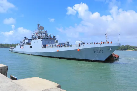 भारत-केन्या समुद्री संबंधों को बढ़ावा देने के लिए आईएनएस तरकश पहुंचा मोम्बासा
