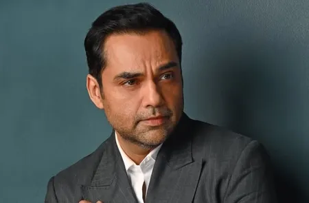 बांसुरी स्वराज के ‘वंदे मातरम्’ वाले बयान पर अभय देओल का रिएक्शन, कमेंट में लगाए हंसने वाले इमोजी