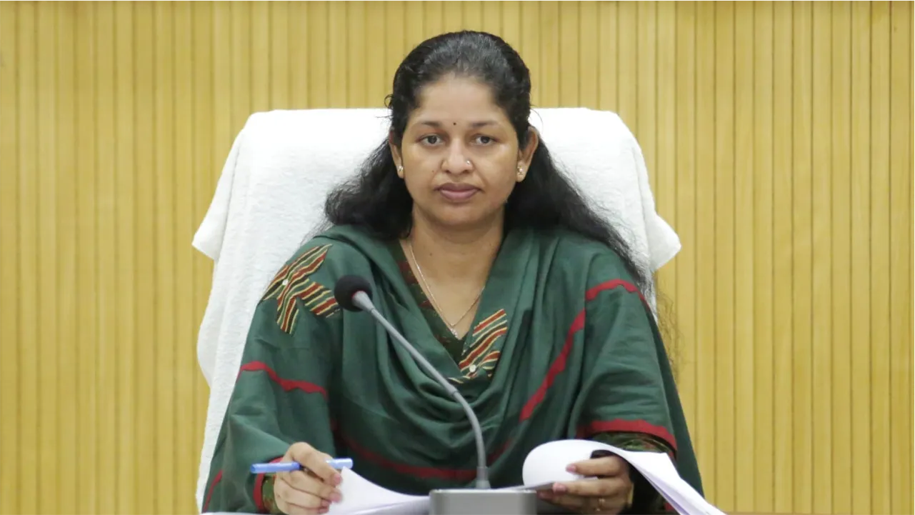 राशन के नाम पर बड़ा खेल: 5 दुकानों में 673 टन अनाज का हिसाब गायब, 50 लाख से ज्यादा की गड़बड़ी