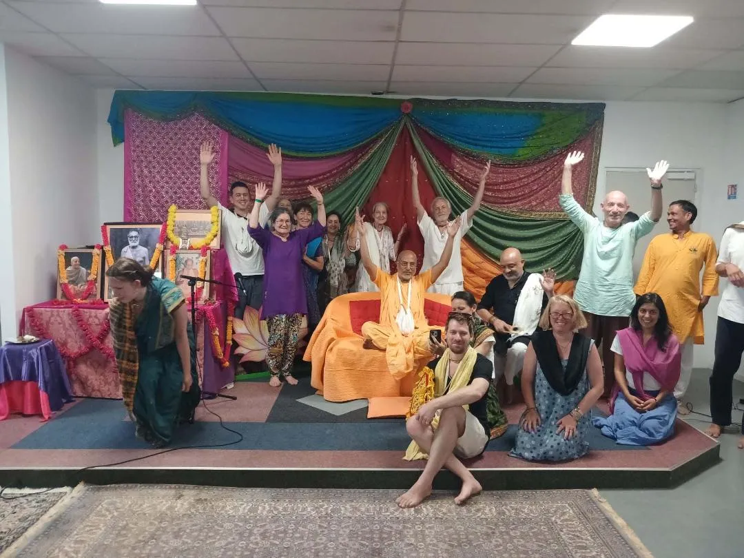 श्रीकृष्ण जन्माष्टमी के पावन पर्व पर फ्रांस से उठी बुंदेलखंड एवं ब्रज मंडल धाम पृथक राज्य निर्माण की आवाज़