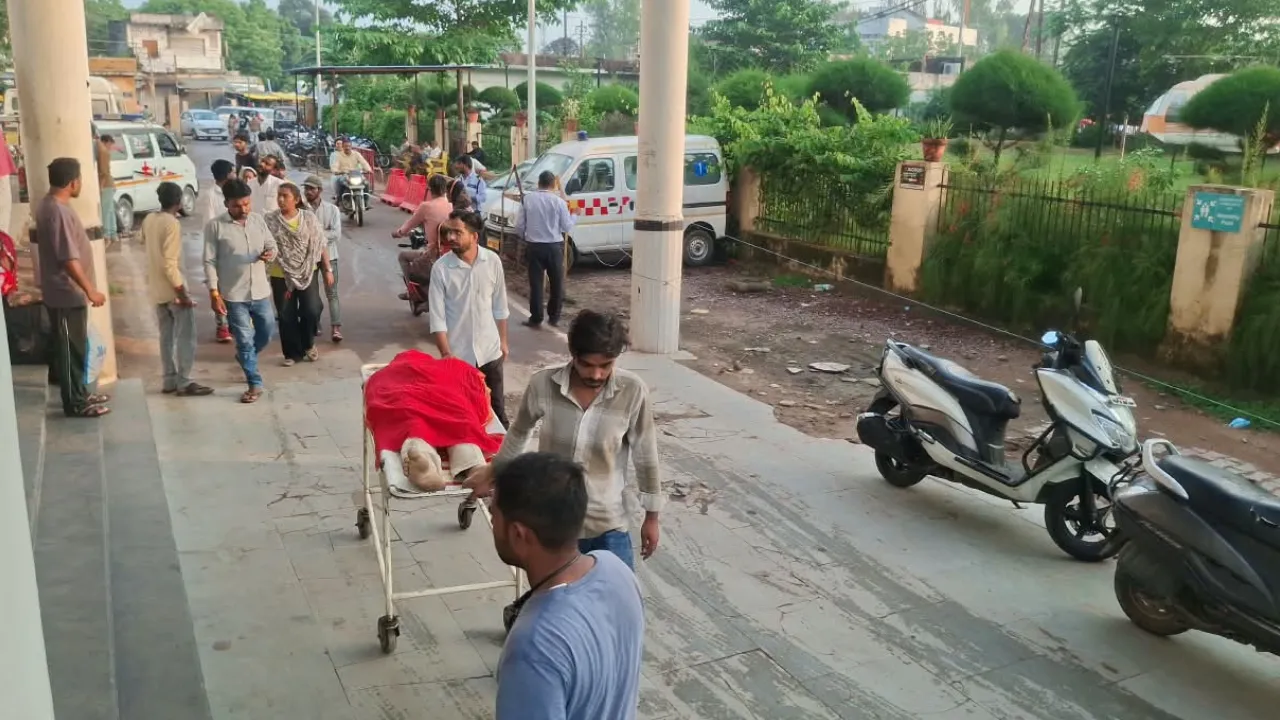 रेत विवाद में सगे भाइयों ने युवक को ट्रैक्टर से कुचला, मौत