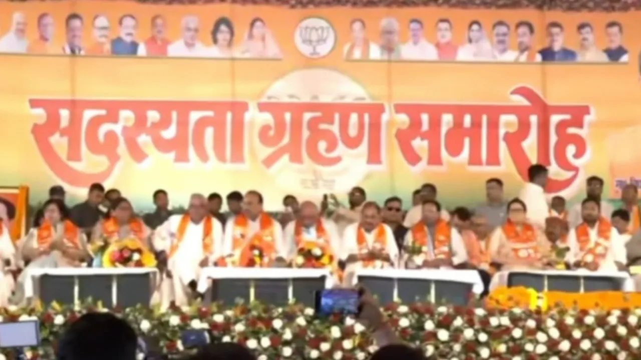तीन बागी विधायक औपचारिक रूप से भाजपा में शामिल