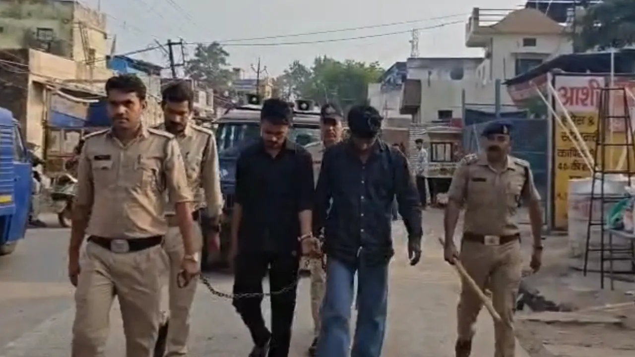 डालीबाबा इलाके में युवक पर चाकू से जानलेवा हमला, दो आरोपी गिरफ्तार, एक फरार