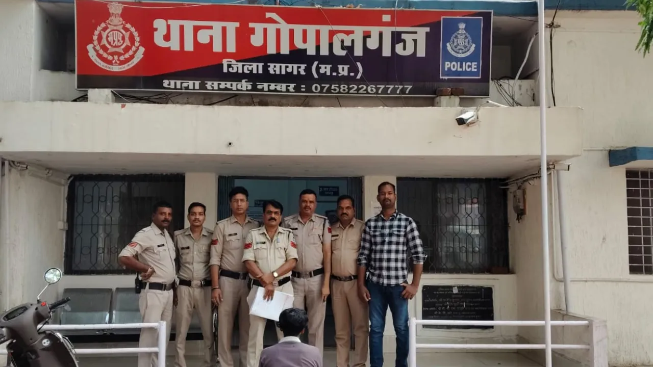 लड़की से बातचीत को लेकर युवक का कार में अपहरण, बेरहमी से मारपीट के बाद बालाजी मंदिर के पास फेंका