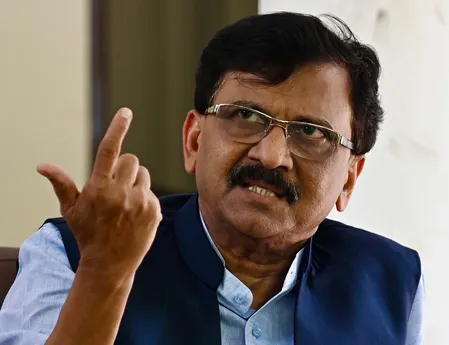 शिवसेना-यूबीटी सांसद संजय राउत ने मुख्य न्यायाधीश और सुप्रीम कोर्ट से बिना शर्त मांगी माफी