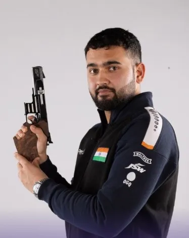 एशियन गेम्स : 25 मीटर रैपिड फायर पिस्टल इवेंट में सातवें स्थान पर रहे अनीश, 15 मेडल के साथ भारत का शूटिंग अभियान समाप्त