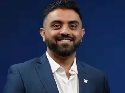 कैप्टन स्मित के 'असाधारण साहस' की प्रशंसा करते हुए विदेशी राजनयिक बोले, 'दुनिया को आप पर गर्व'