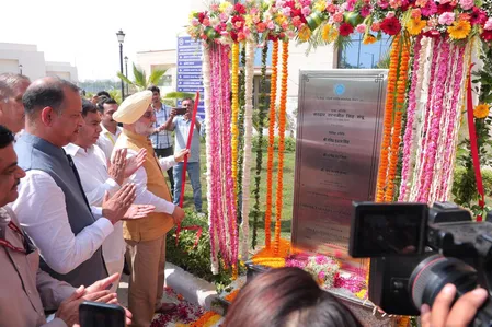 दिल्ली: एलजी टीएस संधू ने रोहिणी में डीडीए स्पोर्ट्स कॉम्प्लेक्स का किया उद्घाटन, 9 अक्टूबर से हॉकी कप की घोषणा