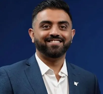 'कुछ हीरो चुपचाप काम करते हैं', कैप्टन स्मित मच्छार की बहादुरी को बॉलीवुड का सलाम