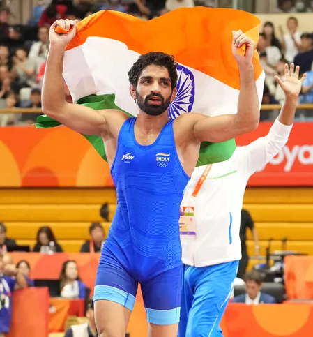 'किसी भी रेसलर का वीडियो नहीं देखना है', फाइनल से पहले गोल्ड मेडलिस्ट अमन सहरावत को मिली थी सलाह