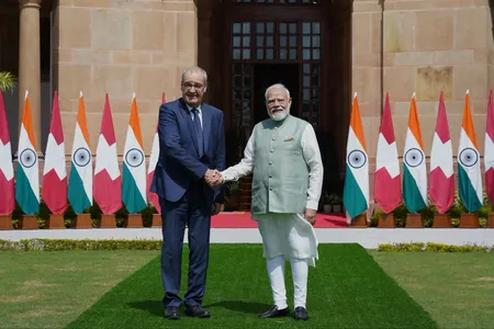 पीएम मोदी और स्विस राष्ट्रपति गाय परमेलिन के बीच हैदराबाद हाउस में अहम बैठक