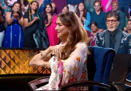 'केबीसी' में माधुरी दीक्षित की शानदार एंट्री, अमिताभ बच्चन की फरमाइश पर 'काहे छेड़ छेड़ मोहे' पर किया डांस