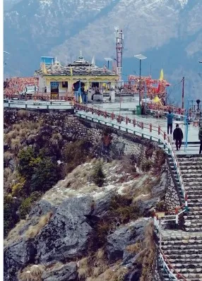 क्रोंच पर्वत पर बसा कार्तिक स्वामी मंदिर, जहां मूर्ति नहीं अस्थियों की होती है पूजा