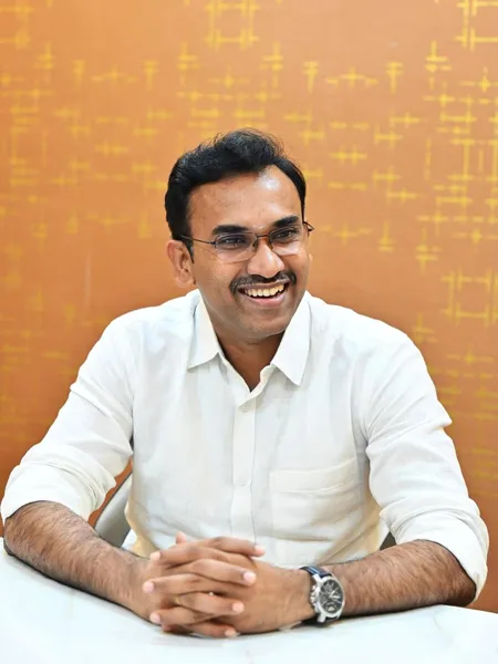 दवाइयों के लिफाफों पर हिंदी को लेकर तमिलनाडु के स्वास्थ्य मंत्री का डीएमके पर हमला
