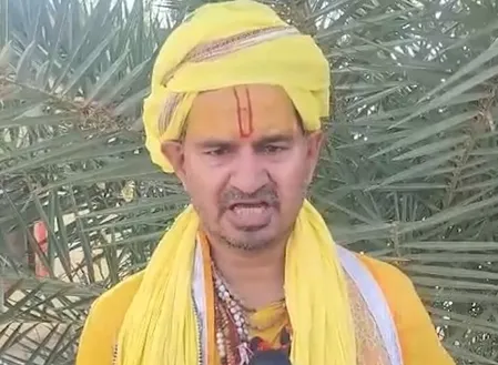 विराट कोहली बिना पैसे के पहली बार प्रेमानंद महाराज के आश्रम नहीं आए, जांच हो: फलाहारी महाराज