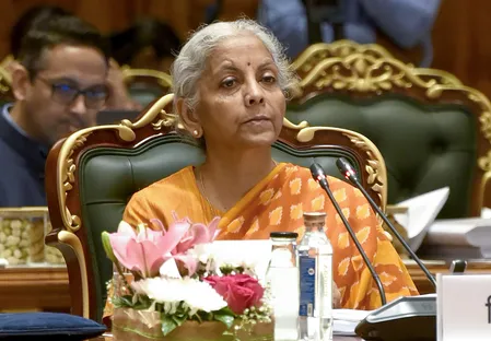 सिंगापुर दौरे पर वित्त मंत्री निर्मला सीतारमण, निवेश और आर्थिक सहयोग बढ़ाने पर रहेगा जोर