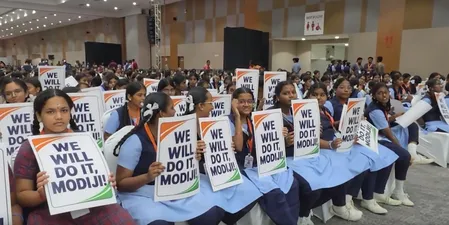 चेन्नई में छात्रों ने किया पीएम मोदी का स्वागत, विकसित भारत बनाने का लिया संकल्प