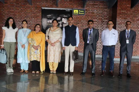 भारतीय सेना के पूर्व सैनिकों से मुलाकात के लिए नेपाल पहुंचे लेफ्टिनेंट जनरल कौशिक