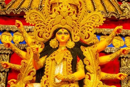 दुर्गा सप्तशती के शक्तिशाली मंत्र और उनका महत्व, यहां समझें पाठ के संपूर्ण नियम और सावधानियां