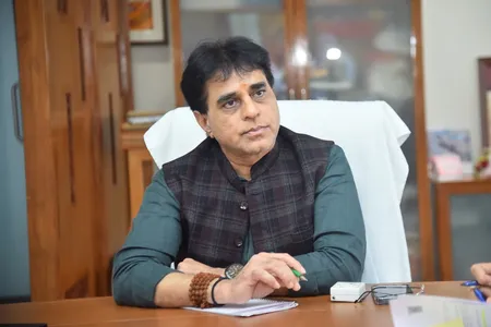गुजरात: अस्पतालों में मोतियाबिंद सर्जरी की सुविधाओं को बेहतर बनाने के लिए 18 नई मशीनों को मंजूरी