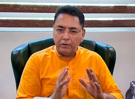 पंजाब: 'आप' ने अयोध्या के राम मंदिर में चढ़ावा चोरी के आरोपियों को सजा देने की मांग की