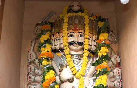कानपुर के दशानन मंदिर में होती है रावण की पूजा, साल में सिर्फ एक दिन खुलते हैं कपाट