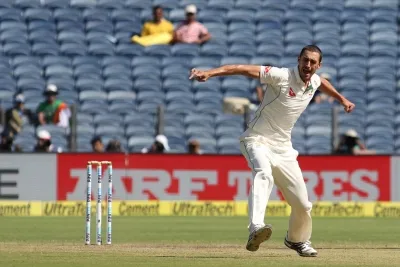 स्टार्क के नाम रिकॉर्ड, 450 टेस्ट विकेट पूरे करने वाले दूसरे ऑस्ट्रेलियाई तेज गेंदबाज बने