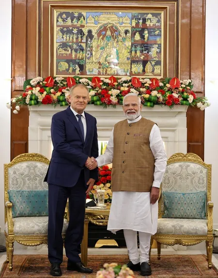 पीएम मोदी और उनके पोलिश समकक्ष ने यूएनएससी में सूचीबद्ध आतंकी संगठनों पर कड़ी कार्रवाई का किया आह्वान