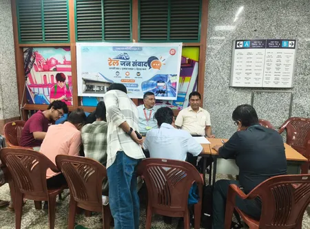 दुर्गा पूजा के दौरान कोलकाता मेट्रो ने बनाया रिकॉर्ड, 6 दिनों में 61.51 लाख लोगों ने किया सफर