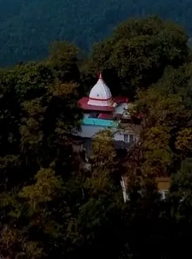 देहरादून : मां संतला देवी मंदिर की अनोखी कथा, जहां पत्थर की मूर्तियों में बदल गए थे भाई-बहन