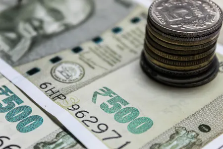 25,000 रुपए की मासिक एसआईपी या 5 लाख रुपए का लंपसम निवेश, 20 साल में किससे बनेगा ज्यादा फंड?