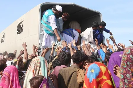 पाकिस्तान में भुखमरी का संकट वर्षों तक चेतावनियों की अनदेखी और फैसलों में देरी से बढ़ा: रिपोर्ट