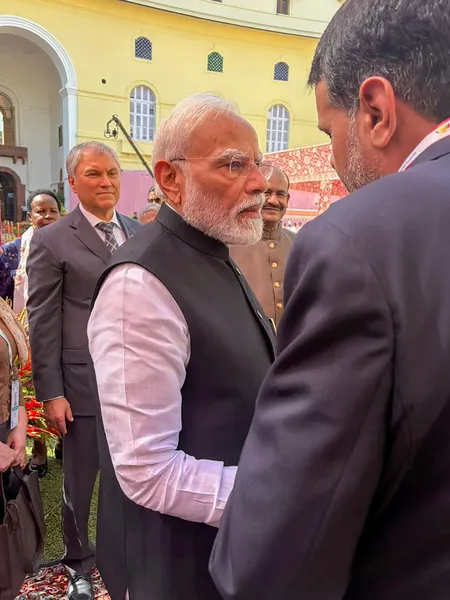 ब्रिक्स संसदीय मंच से इतर पीएम मोदी, जयशंकर और शशि थरूर से मिले ईरानी प्रतिनिधि