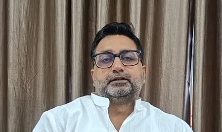 मल्लिकार्जुन खड़गे को अपने बयान के लिए माफी मांगनी चाहिए : दानिश अंसारी