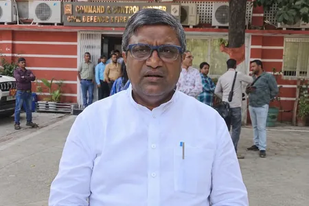 बिहार: मतगणना में पारदर्शिता सुनिश्चित करने की मांग, निर्वाचन आयोग से मिला राजद डेलीगेशन