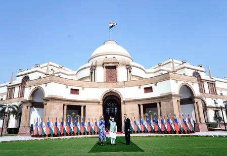प्रधानमंत्री मोदी और लिकटेंस्टाइन प्रिंस एलोइस ने हैदराबाद हाउस में की मुलाकात