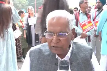 सीपीआई ने सीईसी के खिलाफ किया प्रदर्शन, एसआईआर को वापस लेने और इस्तीफे की मांग