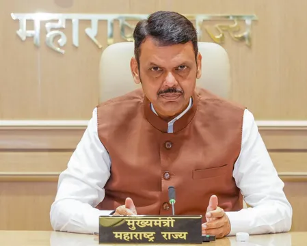 सूखे की स्थिति में किसानों को हर संभव सहायता प्रदान की जाएगी: मुख्यमंत्री देवेंद्र फडणवीस