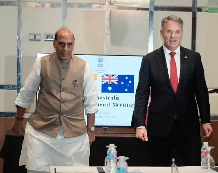 राजनाथ सिंह और ऑस्ट्रेलिया के उप प्रधानमंत्री रिचर्ड मार्ल्स के बीच रक्षा सहयोग पर चर्चा