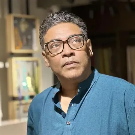 पश्चिम बंगाल: दुर्गा पूजा पास घोटाले में गिरफ्तार पूर्व मंत्री इंद्रनील सेन को अदालत में किया जाएगा पेश