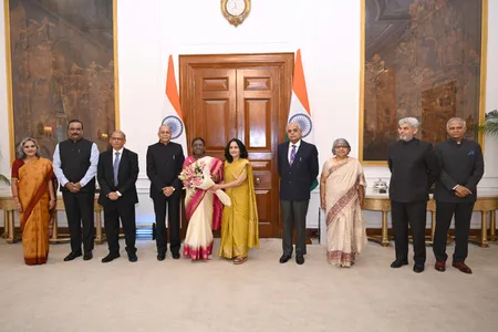 यूपीएससी अध्यक्ष अजय कुमार ने राष्ट्रपति द्रौपदी मुर्मु को सौंपी 76वीं वार्षिक रिपोर्ट