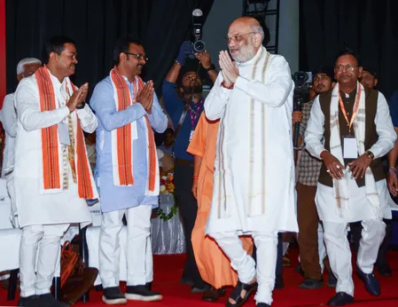 अमित शाह के संबोधन के बाद पार्टी नेता बोले- यूपी में भाजपा की सरकार अंगद के पैर की तरह, 2027 में कोई नहीं हटा सकता