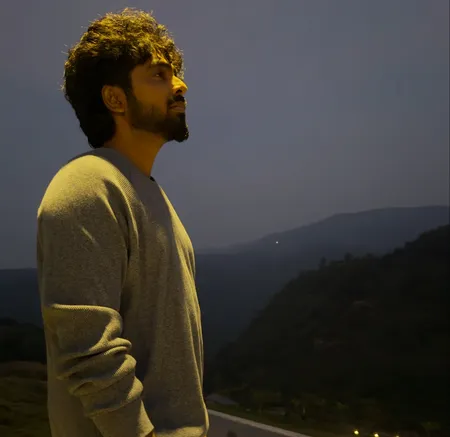 विजय सेतुपति की ‘पॉकेट नॉवेल’ में जी.वी. प्रकाश की एंट्री, संगीत की संभालेंगे कमान