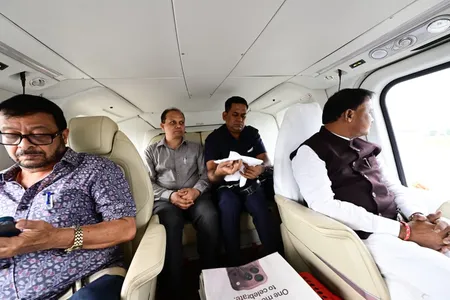 ओडिशा : सीएम माझी ने बाढ़ प्रभावित इलाकों का किया हवाई सर्वेक्षण, राहत कार्य तेज करने के दिए निर्देश