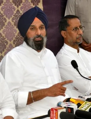 'पंजाब में माइनिंग माफिया का 2000 करोड़ का कच्चा-चिट्ठा बेनकाब', मजीठिया नेता ने आम आदमी पार्टी पर लगाए आरोप