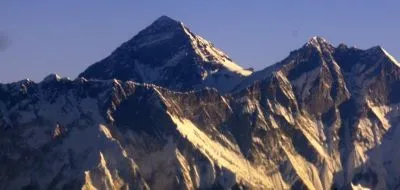 नेपाल में बर्फबारी और हिमस्खलन का खतरा, 29 से 31 अक्टूबर तक प्रतिबंधित क्षेत्रों में ट्रैकिंग पर रोक