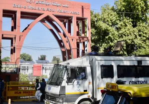 जामिया पोस्टर विवाद पर बुद्धिजीवियों की प्रतिक्रिया, संवाद से समाधान की वकालत