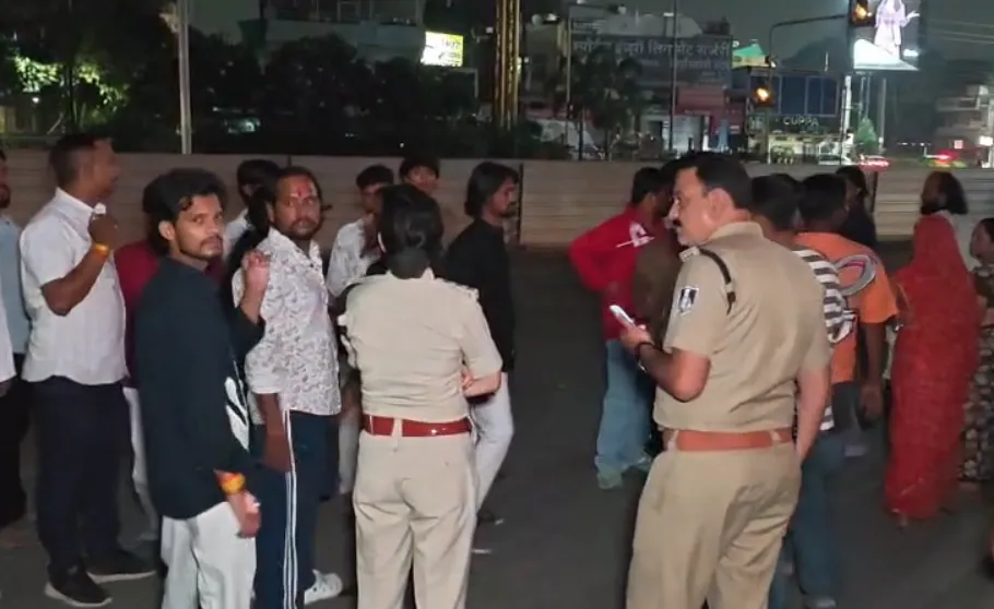 रास्ता रोकने के विवाद में घायल युवक की मौत, रिटायर्ड फौजी और बेटा गिरफ्तार