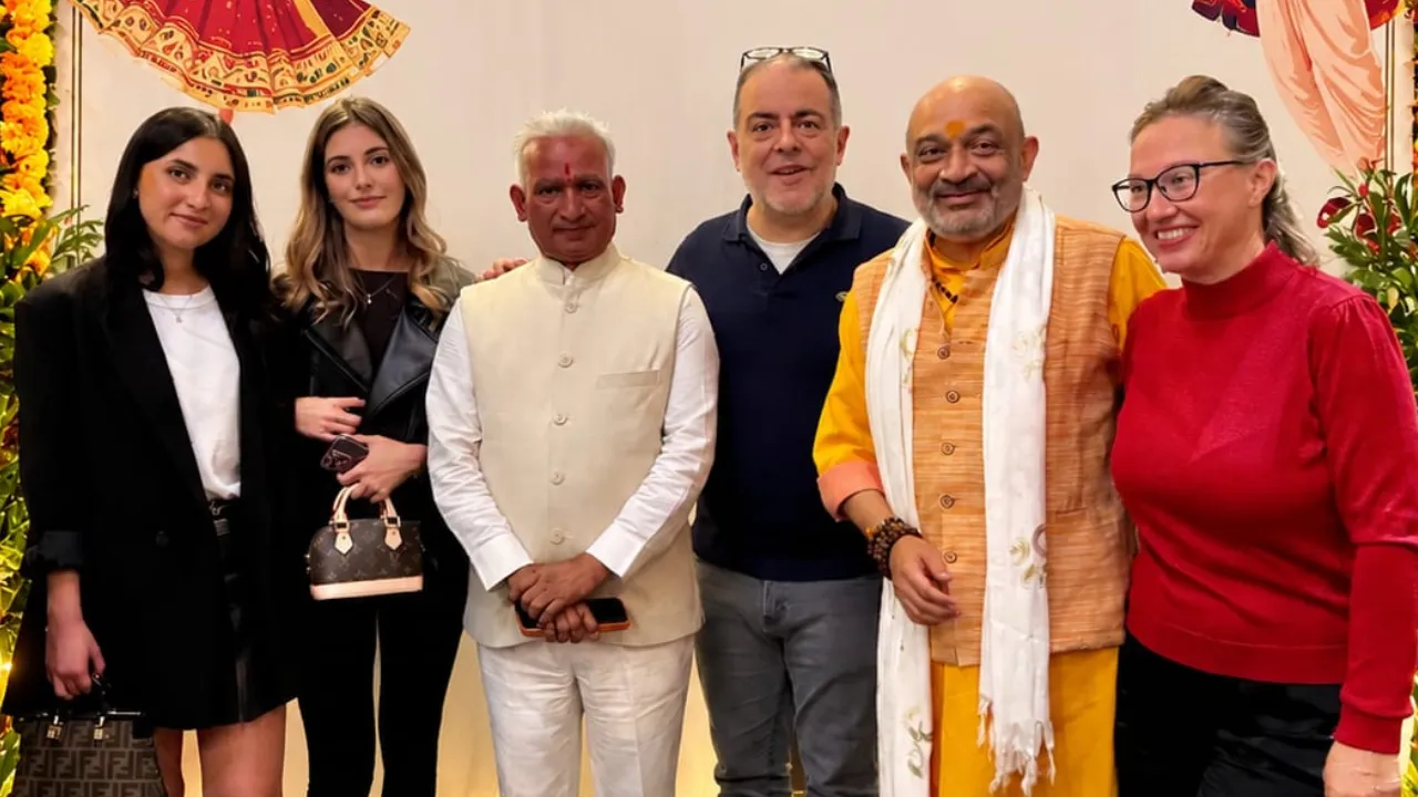 इटली में बिखरी भारतीय संस्कृति की अनूठी छटा, नवदुर्गा पर्व पर गरबा एवं डांडिया महोत्सव का भव्य आयोजन