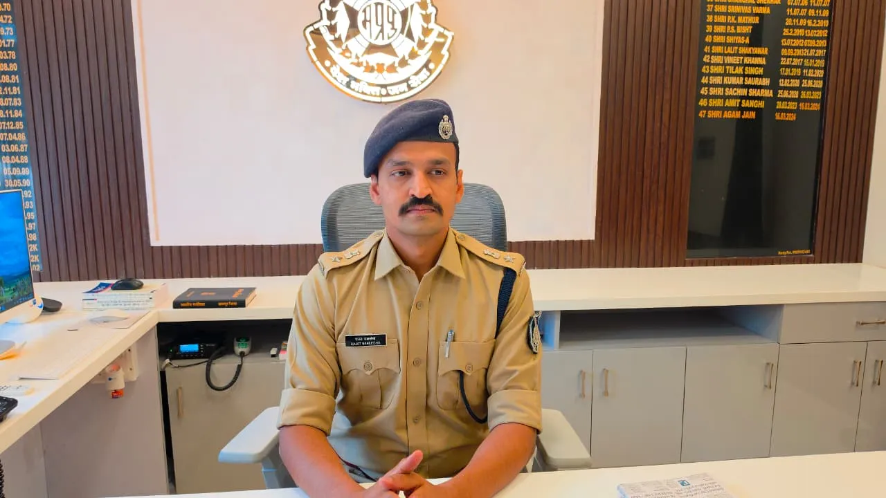 तीन थाना प्रभारियों सहित छह अधिकारियों के कार्यक्षेत्र बदले, हरपालपुर, ओरछा रोड और बिजावर को मिले नए थाना प्रभारी